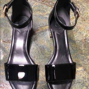 Tory Burch Shoes - Tory Burch sandals Tory Burch Shoes - Tory Burch sandals